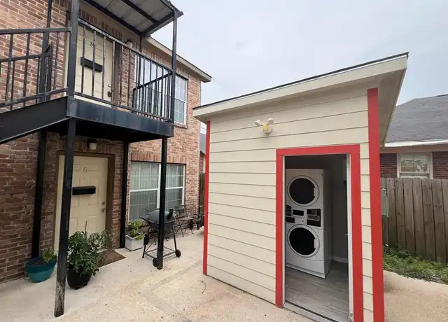 Property at 4719 Clay St Unit 5, Houston, TX, 77023, 1 bed, 1 bath, [object Object]