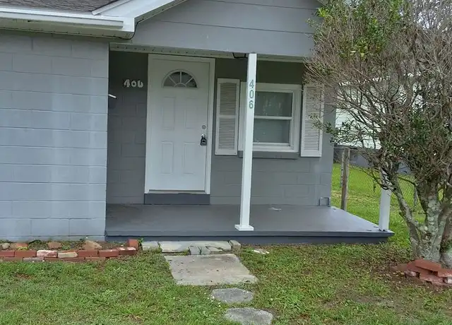 Property at 406 N 13th St, Morehead City, NC, 28557, 2 beds, 1 bath, [object Object]