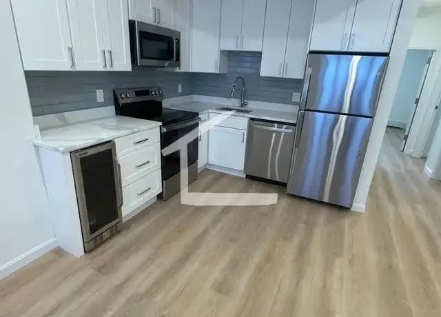 Property at 521 Massachusetts Ave, Roxbury, MA, 02118, 3 beds, 1 bath, [object Object]