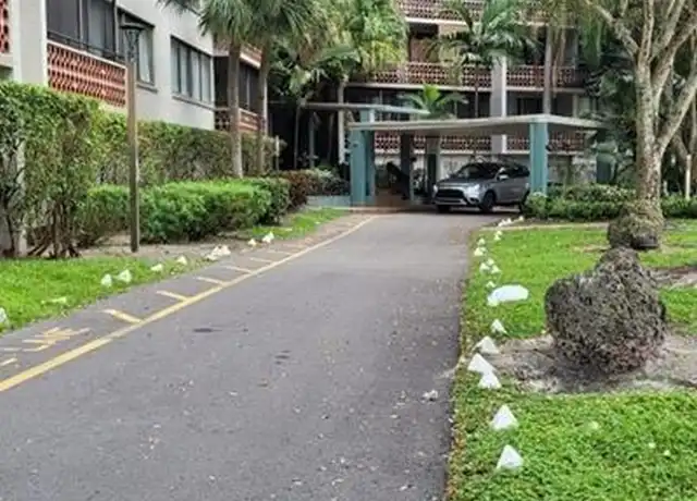 Property at 4222 Inverrary Blvd #4206, Lauderhill, FL, 33319, 1 bed, 1 bath, [object Object]