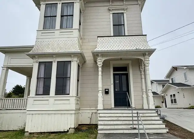 Property at 1432 L St Unit A, Eureka, CA, 95501, 4 beds, 1.5 baths, [object Object]
