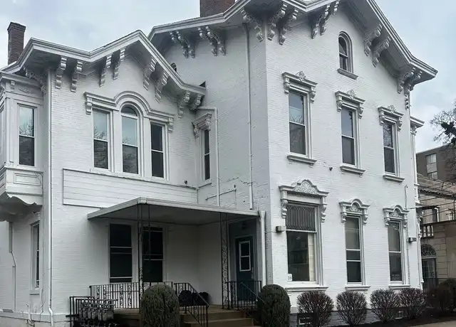 Property at 238 W 6th St Unit 5, Erie, PA, 16507, 1 bed, 1 bath, [object Object]
