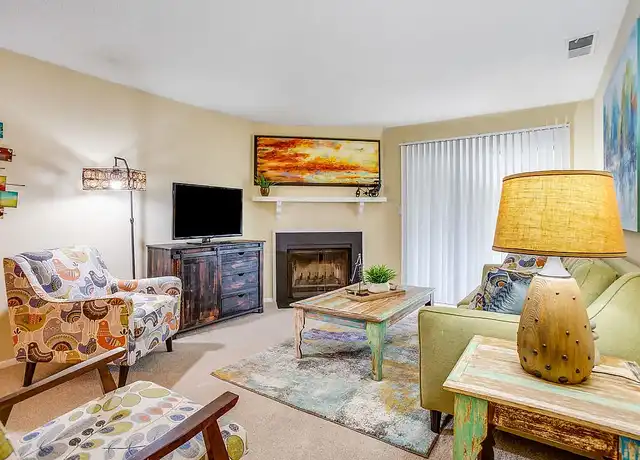 Property at 224 Royal Pines Dr NW, Huntsville, AL, 35806, 1-2 bed, 1-2 bath, [object Object]