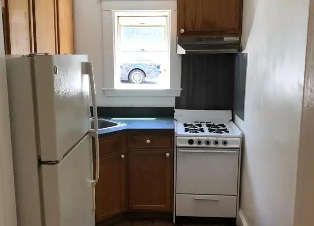 Property at 42 W Baltimore St #18, Lynn, MA, 01902, 1 bed, 1 bath, [object Object]