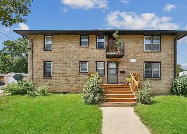 Property at 432 Oak St Unit 4, Madison, WI, 53704, 1 bed, 1 bath, [object Object]