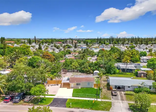 Property at 621 NE 44th St, Deerfield Beach, FL, 33064, 3 beds, 2 baths, [object Object]