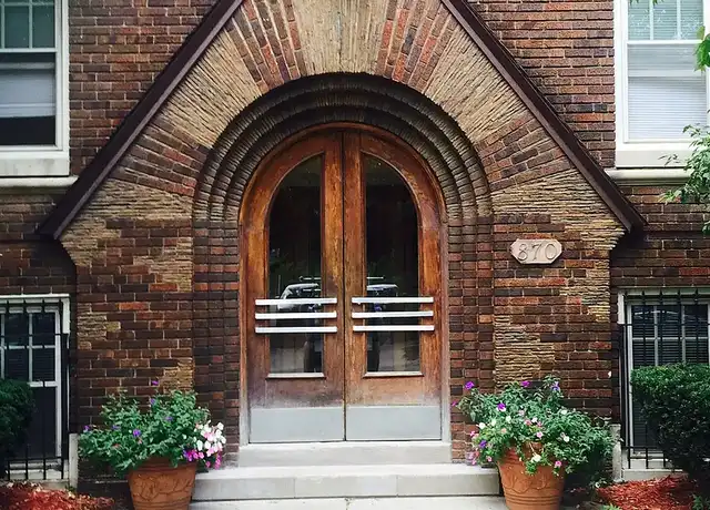 Property at Seward Gardens - 870 Seward Ave, Detroit, MI, 48202, 1 bed, 1 bath, [object Object]