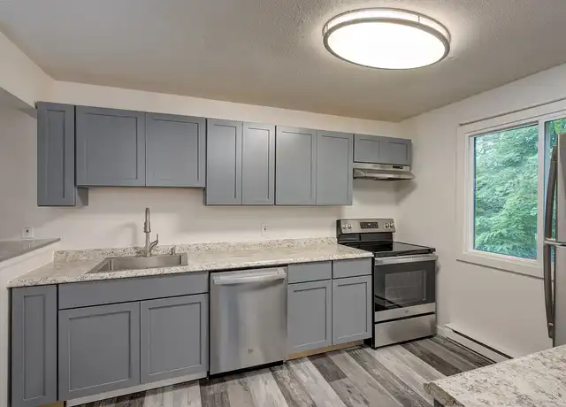 Property at Oakbrook Manor Apartments - 2508 US Route 9W, Ravena, NY, 12143, 1-3 bed, 1-2 bath, [object Object]