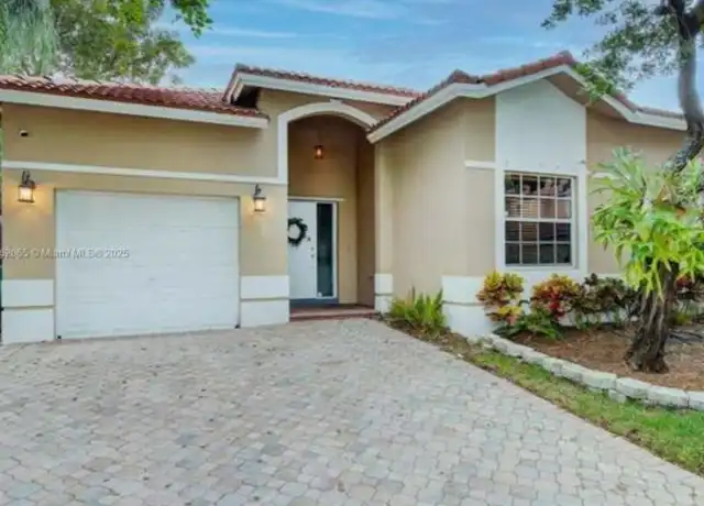 Property at 9000 SW 215th Ter, Cutler Bay, FL, 33189, 3 beds, 2 baths, [object Object]