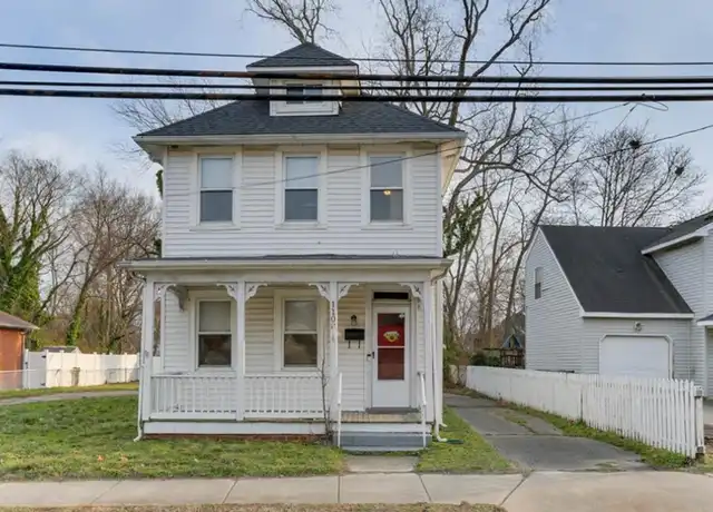 Property at 1108 E Pembroke Ave, Hampton, VA, 23669, 3 beds, 2 baths, [object Object]