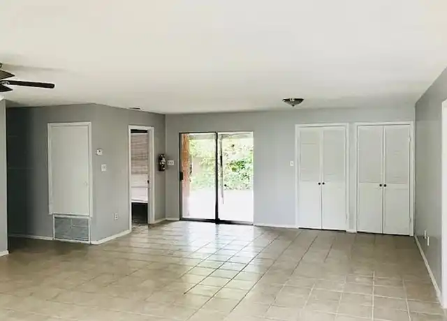 Property at 6225 N 11th St, McAllen, TX, 78504, 3 beds, 2 baths, [object Object]