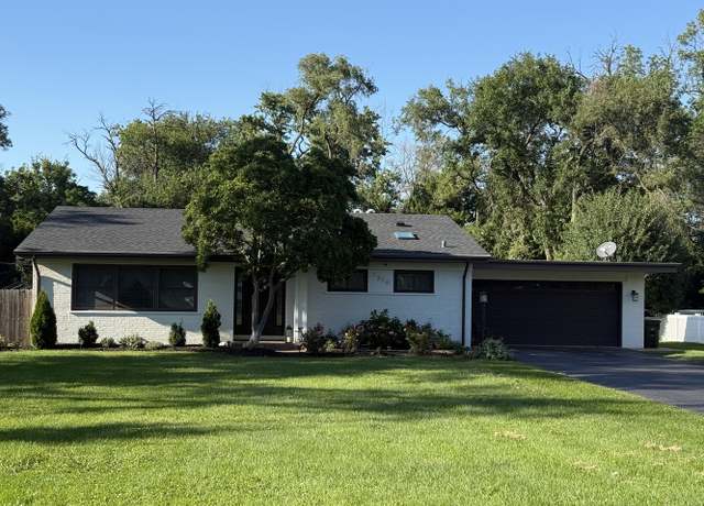 Photo of 1316 W 59th St, La Grange Highlands, IL 60525