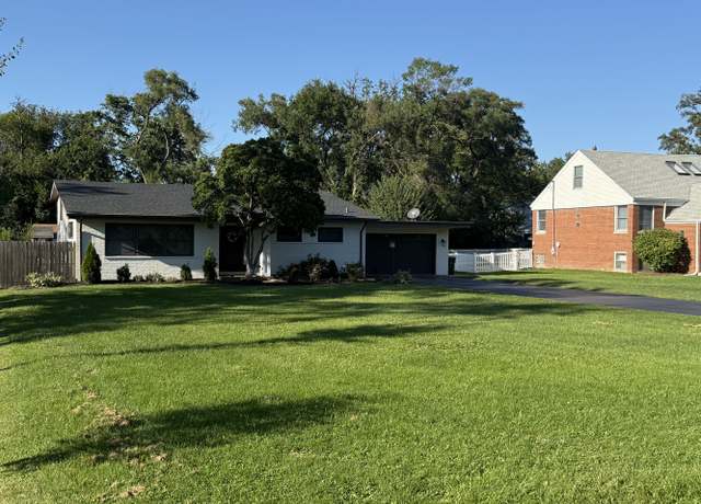 Photo of 1316 W 59th St, La Grange Highlands, IL 60525