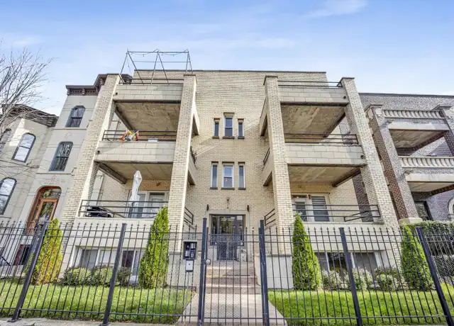 Property at 3527 S King Dr Unit 3N, Chicago, IL, 60653, 3 beds, 2.5 baths, [object Object]