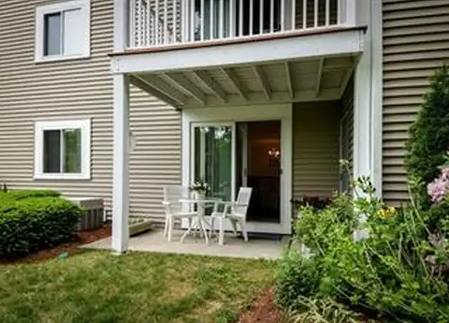 Property at 44 Silver Hill Ln, Natick, MA, 01760, 2 beds, 1 bath, [object Object]