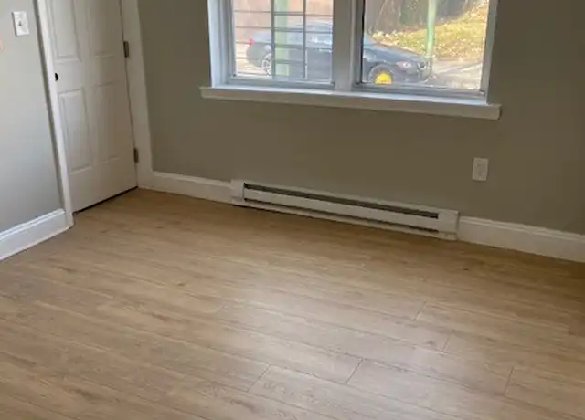 Property at 4460 N 19th St Unit 1st Fl, Philadelphia, PA, 19140, 3 beds, 1 bath, [object Object]
