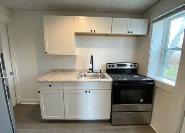 Property at 806 Sherman St Unit 284, Akron, OH, 44311, 2 beds, 1 bath, [object Object]