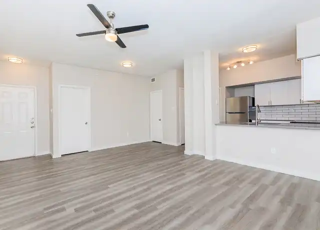 Property at Axis Waterfront - 5301 Overton Ridge Blvd, Fort Worth, TX, 76132, 0-2 beds, 1-2 bath, [object Object]