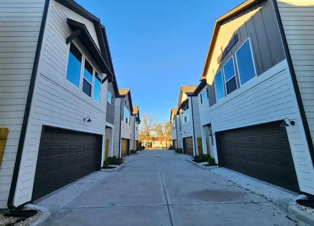 Property at 615 Northew St, Houston, TX, 77091, 3 beds, 2.5 baths, [object Object]