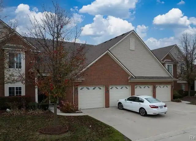 Property at 14438 Shadywood Dr, Sterling Heights, MI, 48312, 2 beds, 1.5 baths, [object Object]