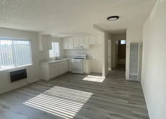 Property at 918 N Ardmore Ave Unit 05, Los Angeles, CA, 90029, 1 bed, 1 bath, [object Object]