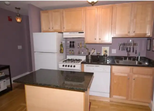 Property at 140 Huron Ave #12, Cambridge, MA, 02138, 1 bed, 1 bath, [object Object]