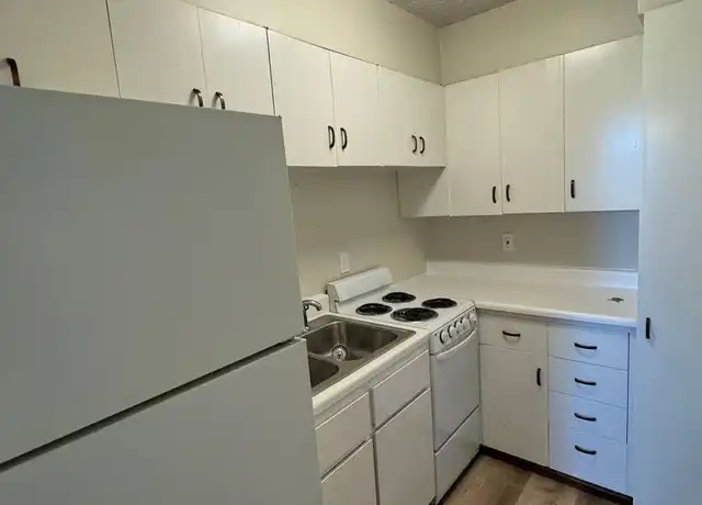 Property at 616 Franklin St Unit 4, Wausau, WI, 54403, 2 beds, 1 bath, [object Object]