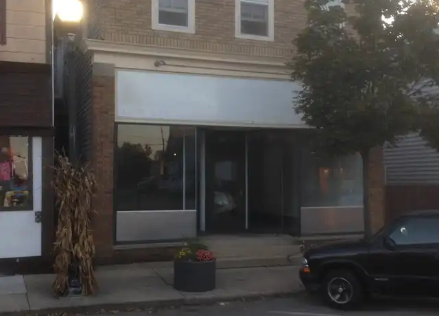Property at 3929 Main St, McHenry, IL, 60050, 2 beds, 1 bath, [object Object]
