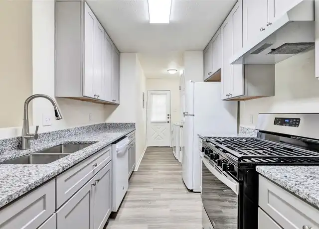 Property at 418 Parkhill Cv Unit 418, Round Rock, TX, 78664, 3 beds, 2 baths, [object Object]