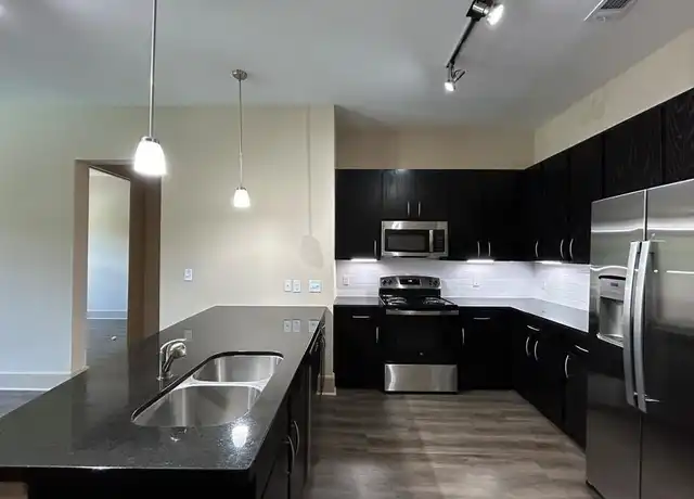 Property at 230 T C Jester Blvd Unit 321, Houston, TX, 77007, 1 bed, 1 bath, [object Object]