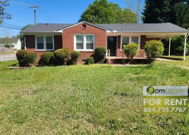Property at 1 Chipley Ln, Greenville, SC, 29605, 3 beds, 1 bath, [object Object]