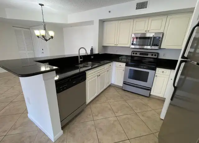 Property at 1210 Wildwood Lakes Blvd, Naples, FL, 34104, 3 beds, 2 baths, [object Object]