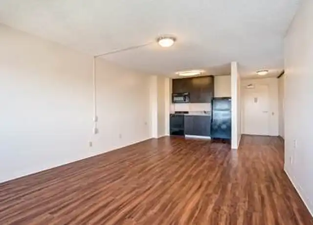 Property at 9550 Oak St Unit 102, Bellflower, CA, 90706, 0 beds, 1 bath, [object Object]