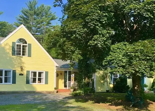Property at 27 High St N Unit 1, Pembroke, MA, 02359, 4 beds, 3 baths, [object Object]