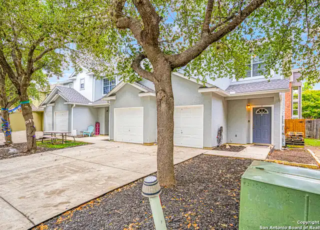 Property at 7811 Kingsbury Wood Unit 1, San Antonio, TX, 78240, 3 beds, 2.5 baths, [object Object]