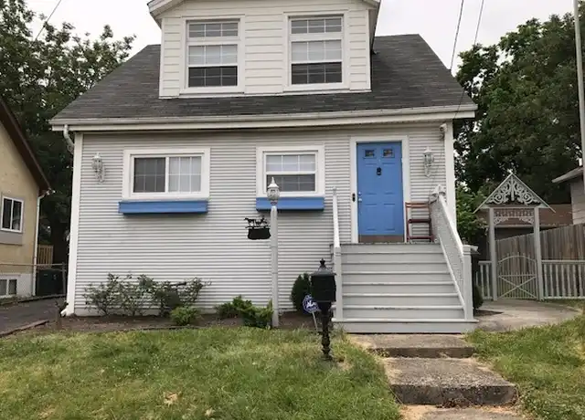 Property at 2811 Robertson Ave, Cincinnati, OH, 45209, 2 beds, 2.5 baths, [object Object]