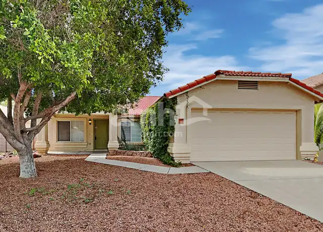 Property at 11583 W Holly St, Avondale, AZ, 85392, 4 beds, 2.5 baths, [object Object]