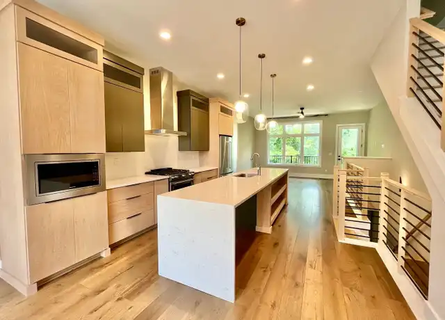 Property at 114 Frazier Ave, Charlotte, NC, 28216, 4 beds, 4.5 baths, [object Object]
