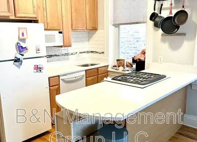 Property at 2337 N Janssen Ave Unit 2F, Chicago, IL, 60614, 2 beds, 1 bath, [object Object]
