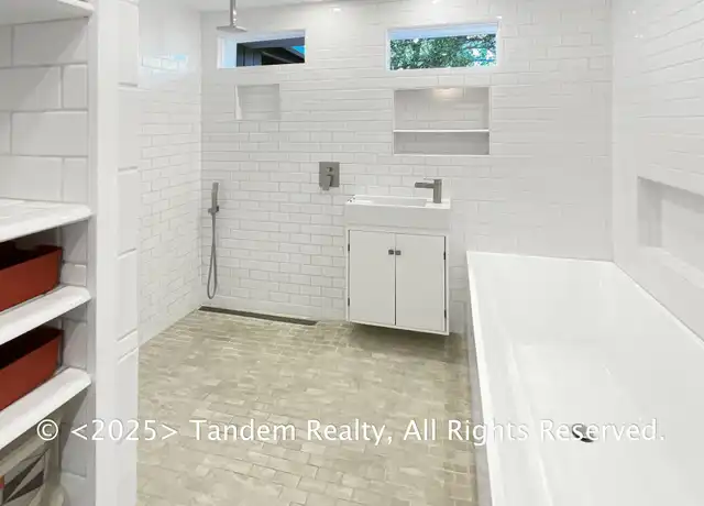Property at 633 Lane Dr, Nashville, TN, 37207, 3 beds, 1 bath, [object Object]
