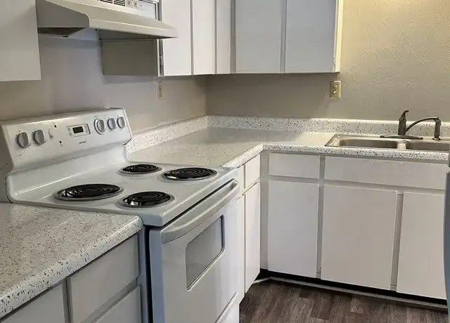 Property at 303 Eden Dr Unit 309-21, Longview, TX, 75605, 1 bed, 1 bath, [object Object]