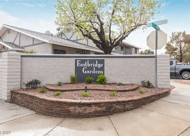 Property at 2840 Bluebonnet Dr, Henderson, NV, 89074, 2 beds, 2 baths, [object Object]