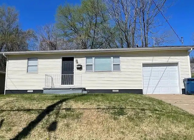 Property at 900 Caseyville Rd, Collinsville, IL, 62234, 2 beds, 1 bath, [object Object]