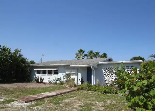 Property at 400 Hiles Blvd, New Smyrna Beach, FL, 32169, 3 beds, 2 baths, [object Object]