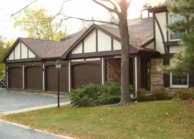 Property at 2980 Northampton Dr Unit B1, Rolling Meadows, IL, 60008, 2 beds, 2 baths, [object Object]