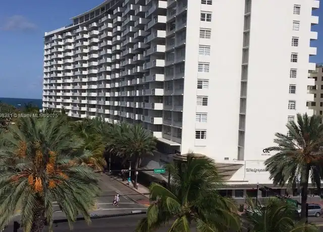 Property at 100 Lincoln Rd #808, Miami Beach, FL, 33139, 1 bed, 1.5 baths, [object Object]
