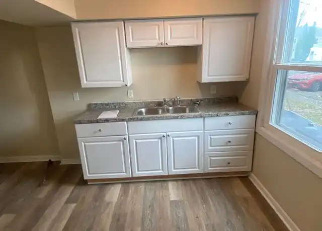 Property at 36-46 Crowell Ct Unit 40, Tonawanda, NY, 14150, 3 beds, 1 bath, [object Object]