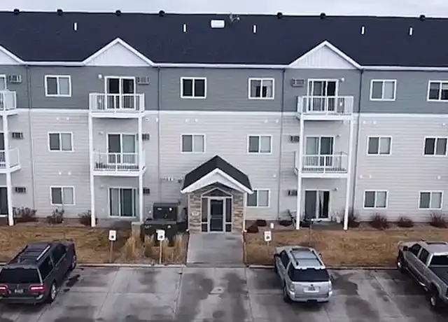 Property at Woodbridge - 109 W Burleigh Ave, Bismarck, ND, 58504, 1 bed, 1 bath, [object Object]