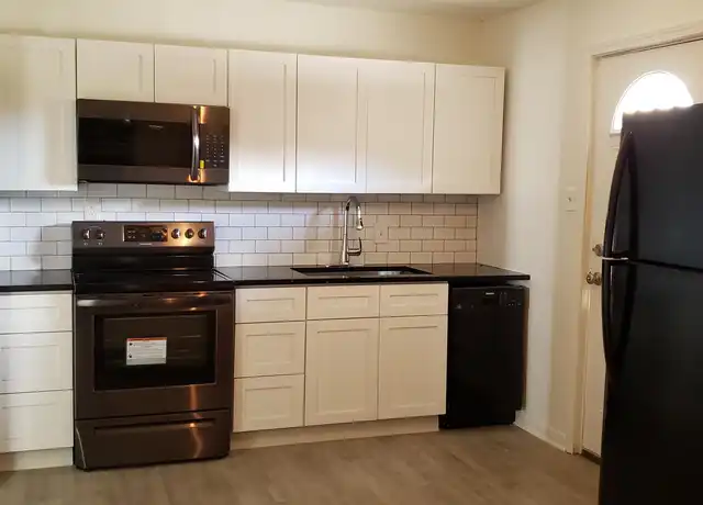Property at 1009 West St Unit B, Natchitoches, LA, 71457, 1 bed, 1 bath, [object Object]