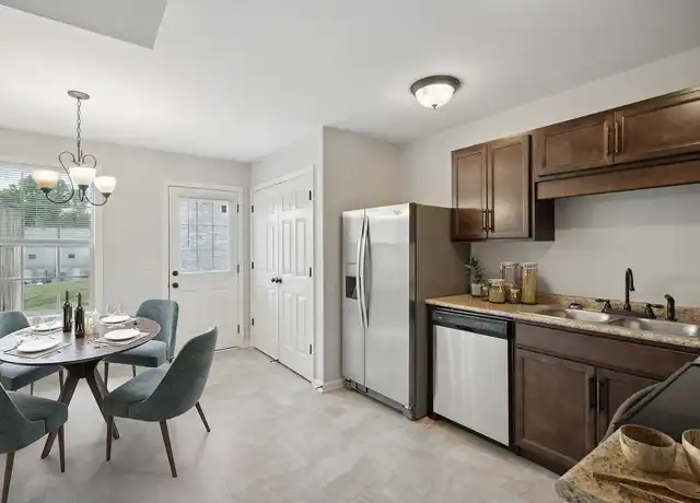 Property at Northpark Commons - 430 Ringgold Rd, Clarksville, TN, 37042, 2 beds, 1.5 baths, [object Object]